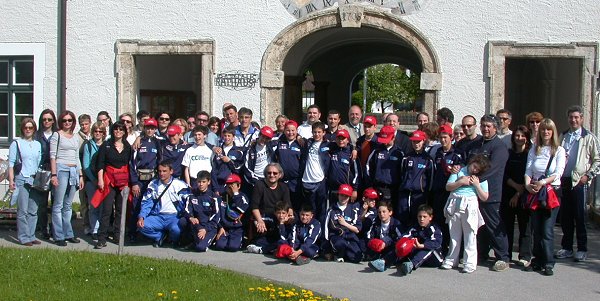 20 Jugendliche und über 30 Erwachsenen waren beim Pfingstturnier 2005 des TSV Weyarn zu Gast in Weyarn. 